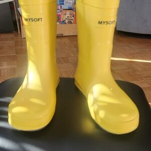 MYSOFT Kids Yellow Rain Boots